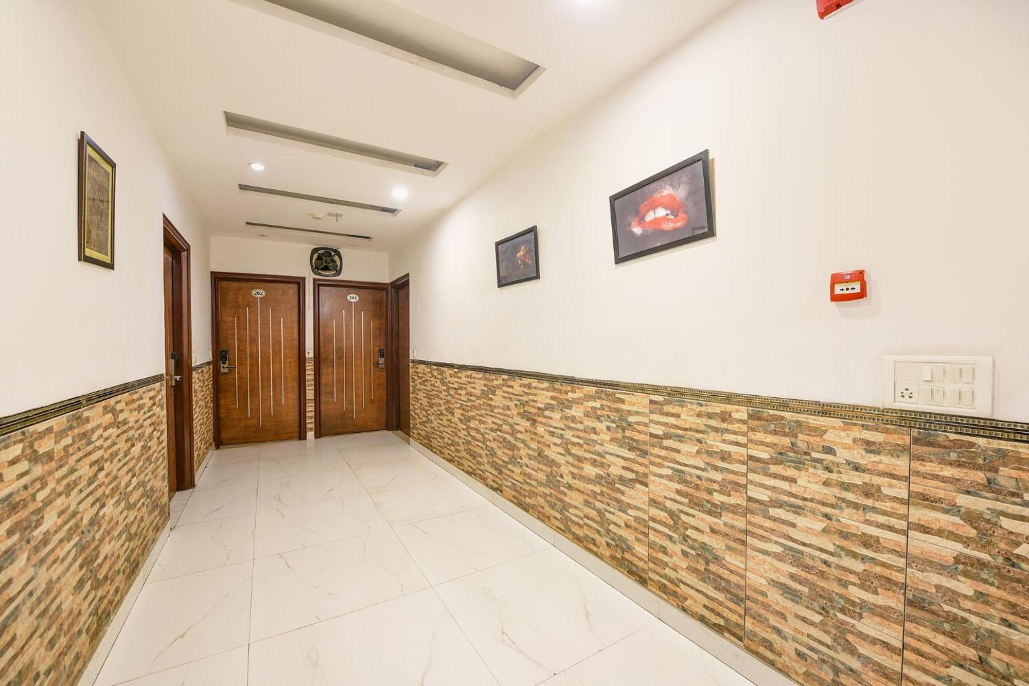 Fabhotel The Kings Plaza New Delhi Eksteriør bilde